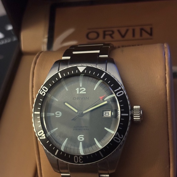 Orvin Field Diver • Sunray Khaki Green • Automatic Dive Watch • Sapphire • - Picture 5 of 9